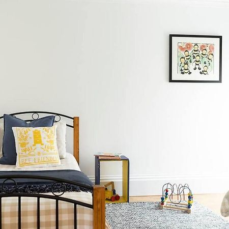 The Hive Apartment Бийчуърт Екстериор снимка